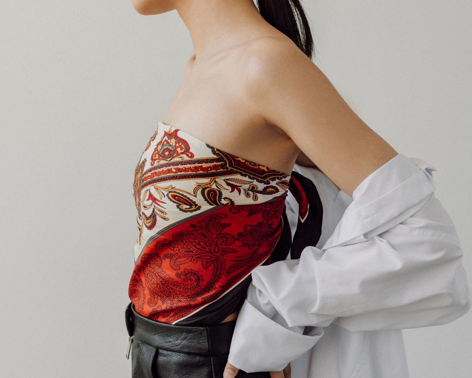 The Best Way to Tie A Scarf into A Halter Top FashionBeauty